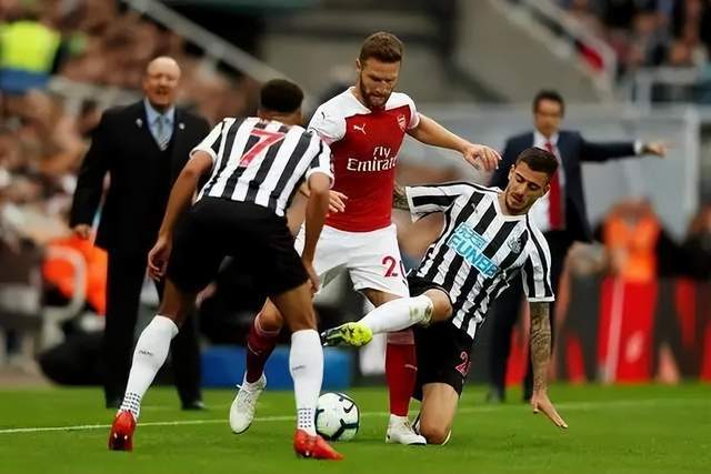 杜兰特11分太阳负雄鹿 阿德巴约三分绝杀活塞